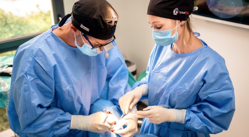Centre implantologie Dr Collin blocs operatoires